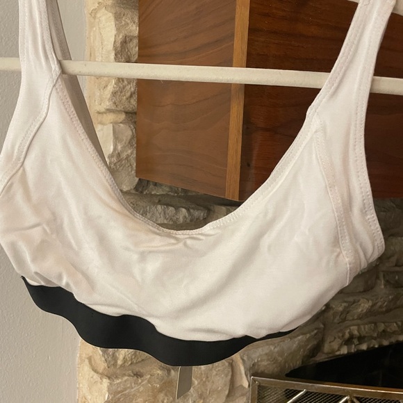 SOLD OUT White and Black MODAL BRALETTE from Lunya. NWOT. Size S. - Picture 2 of 3